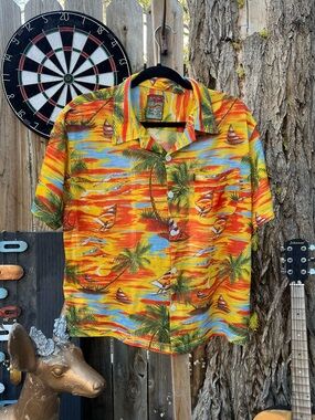 Vintage 1960s Pineapple Connection Button Down Shirt.